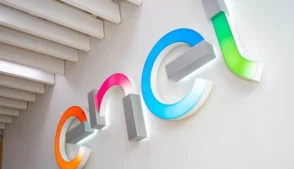 A Justiça Federal concedeu liminar à Enel Distribuição São Paulo e suspendeu o andamento do processo administrativo na Aneel que discute a caducidade da concessão da empresa.