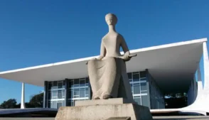 A defesa de Daniel Vorcaro informou que protocolou no Supremo Tribunal Federal (STF), em 16 de fevereiro, uma petição solicitando acesso integral aos elementos técnicos das perícias realizadas em aparelhos eletrônicos apreendidos durante o curso da investigação.