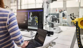 O principal produto da Intrinsic, o Flowstate, é uma plataforma baseada na web que permite aos usuários criar aplicações robóticas sem precisar escrever milhares de linhas de código