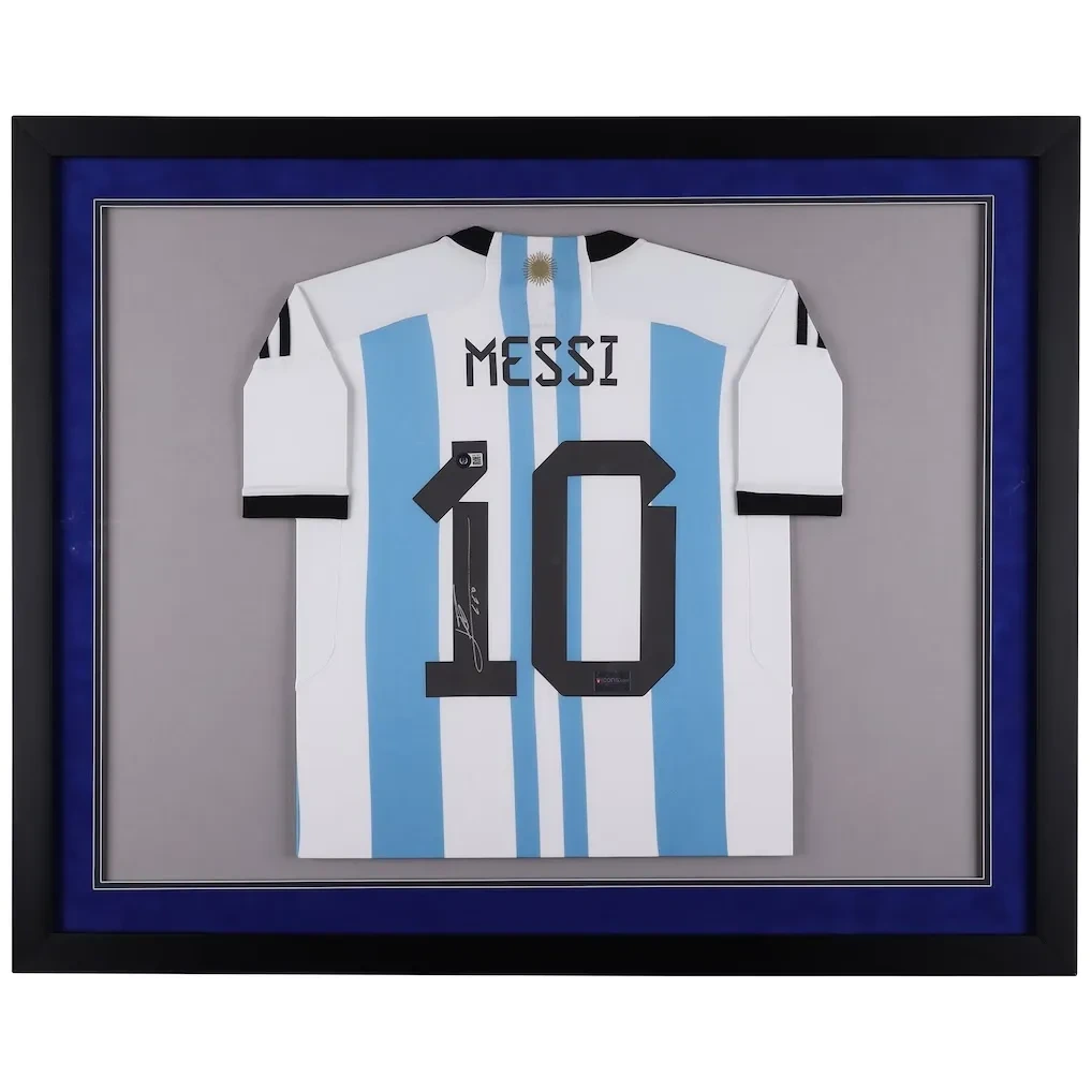 Copa do Mundo; camisas autografadas por Messi são comercializadas online