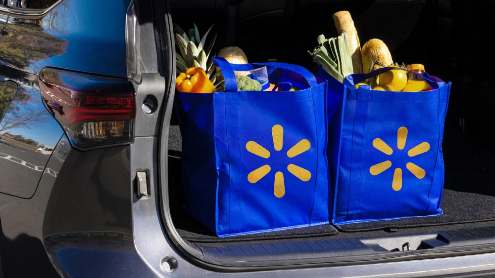 Walmart vai cortar preços e cita queda de 15% na carne moída