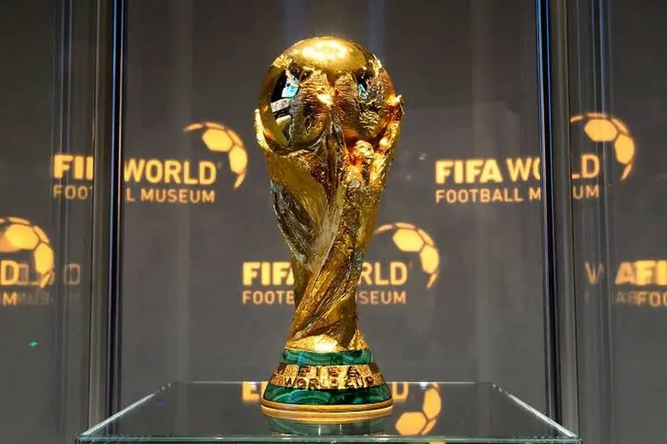 De roubos à valorização: a curiosa história da taça da Copa do Mundo