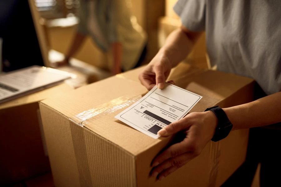 Importações via Remessa Conforme registram recorde de R$ 2,6 bilhões em junho após fim de “taxa das blusinhas” 