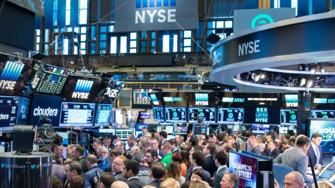 S&P 500 fecha em alta com avanço de ações de chips e queda do petróleo