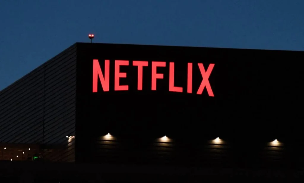 Ações da Netflix atraem investidores antes do balanço; entenda o motivo 