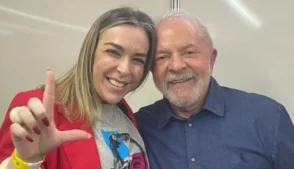 O presidente Luiz Inácio Lula da Silva e a lobista Roberta Luchsinger