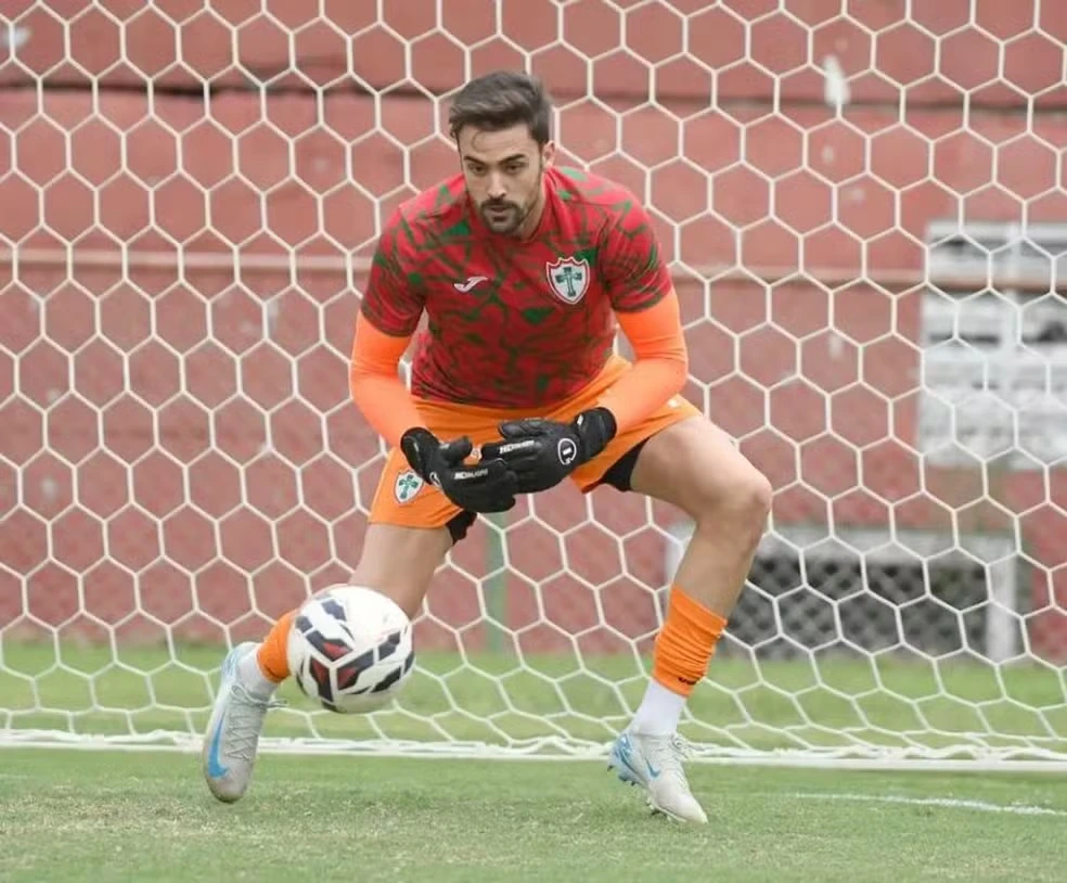 Bruno Bertinato: goleiro chega ao Palmeiras após saída milionária do clube paulista