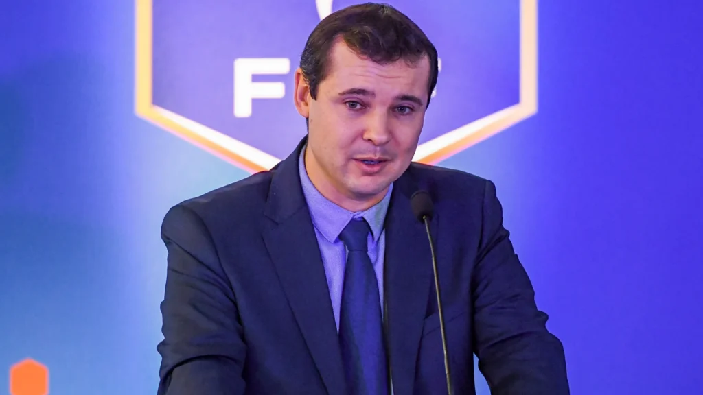 FIFA demite diretor que criticou plano de Infantino para vender partes da Copa do Mundo