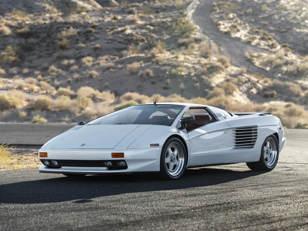 Conheça o único supercarro que leva o nome de Giorgio Moroder; veja quanto custa