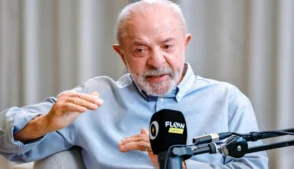 Presidente Luiz Inácio Lula da Silva durante entrevista ao Flow Podcast no Palácio da Alvorada, em Brasília.