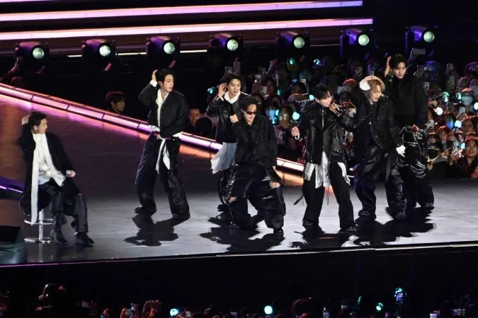 BTS ultrapassa US$ 500 milhões com turnê e bate marca histórica