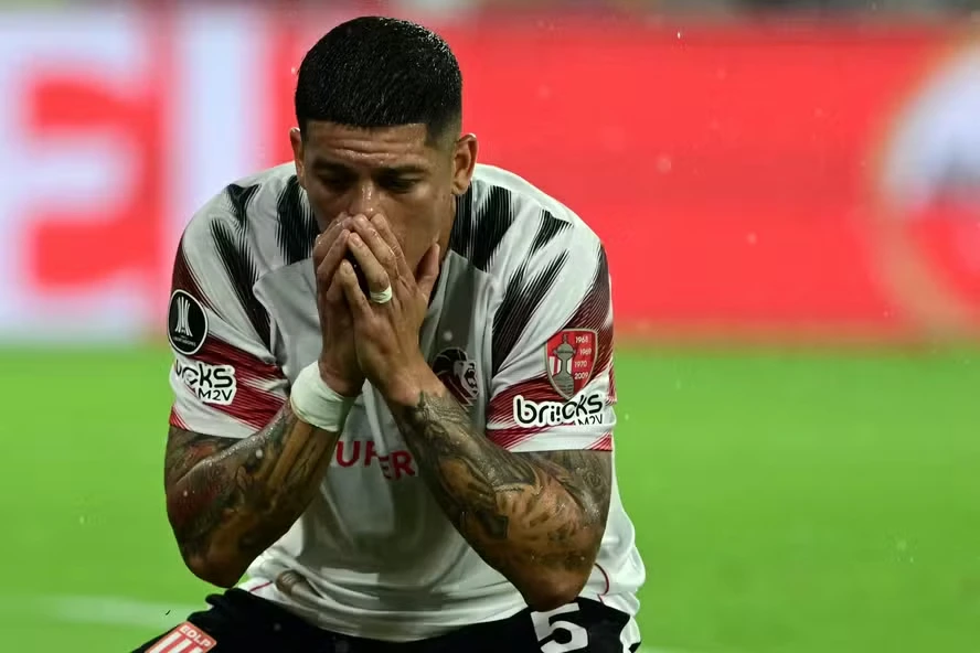Entenda a disputa judicial entre Flamengo e Estudiantes após a semifinal da Libertadores