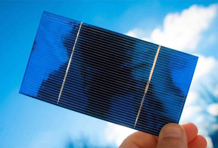 China avalia limitar acesso a tecnologias usadas na fabricação de painéis solares