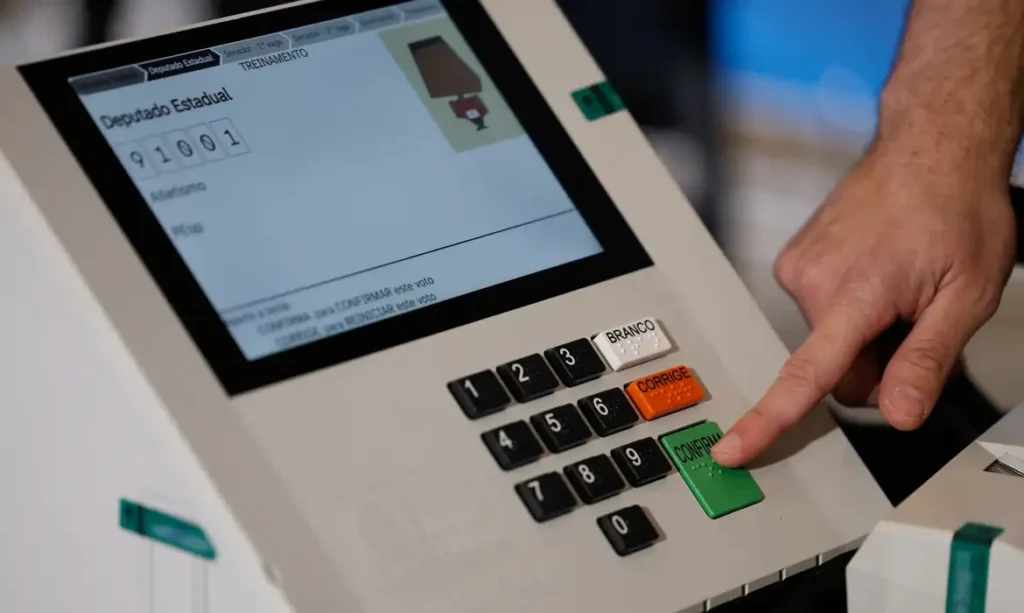 DECISÃO 2026: votos brancos e nulos caem no segundo turno; confira os dados