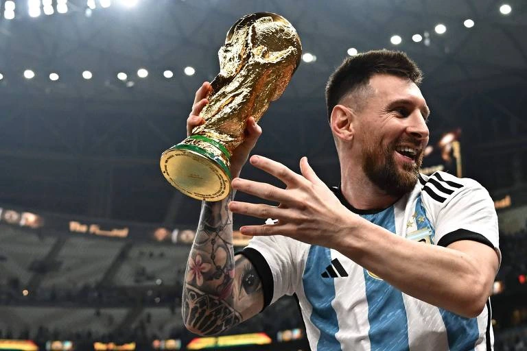 Messi se despede da seleção argentina; veja o valor de mercado e títulos conquistados