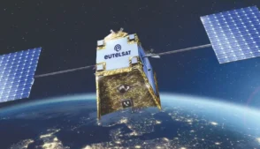 As ações do grupo francês de satélites Eutelsat dispararam, enquanto o sistema Starshield, da SpaceX, passou a ser alvo de críticas.