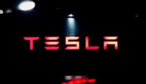 Tesla poderá ampliar linhas de crédito em mais US$ 4 bilhões; entenda