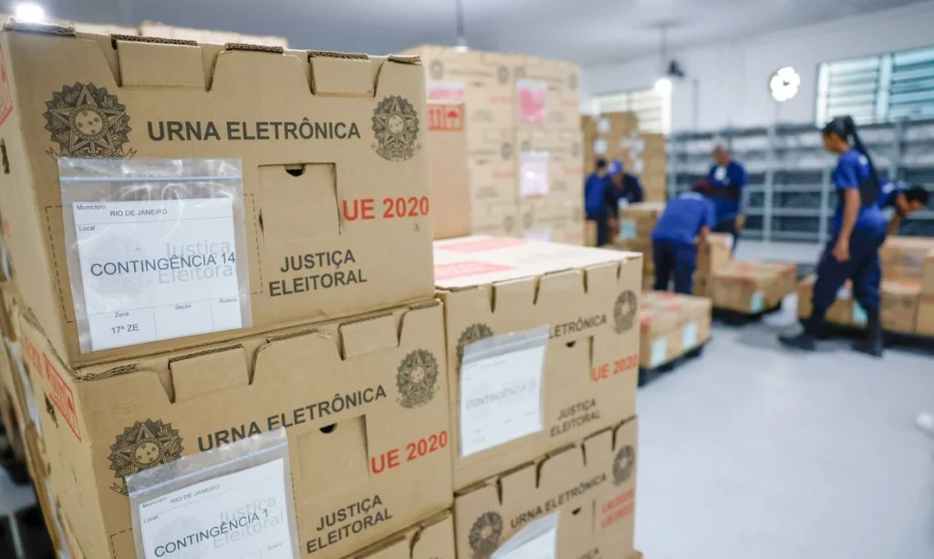DECISÃO 2026; TSE registra a substituição de mais de 400 urnas em apenas duas horas de votação