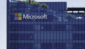 Microsoft prepara chips próprios para reduzir dependência da Nvidia.