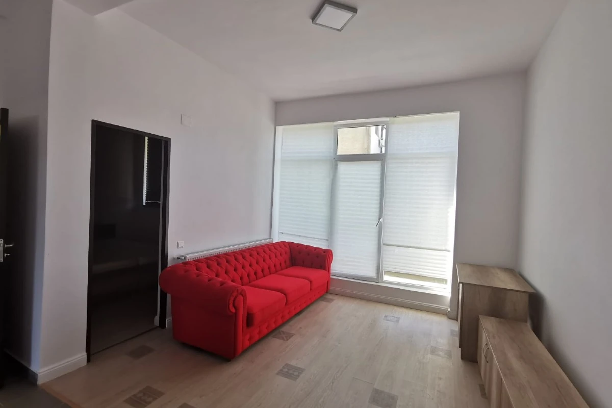 Fotografiile expuse sunt de la apartamentul alaturat care este asemanator 