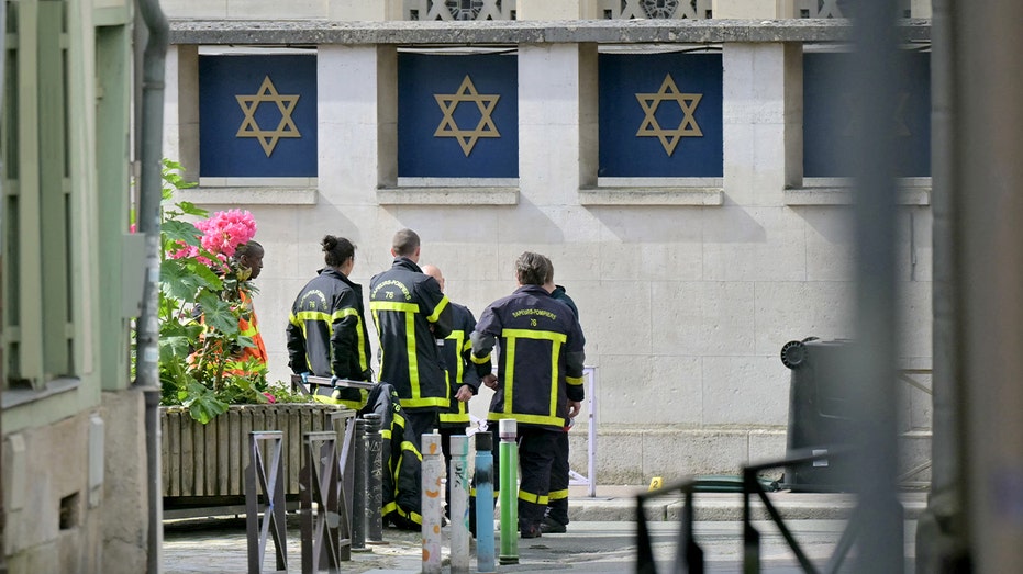 法國警方擊斃涉嫌縱火焚燒猶太教堂的持刀男子