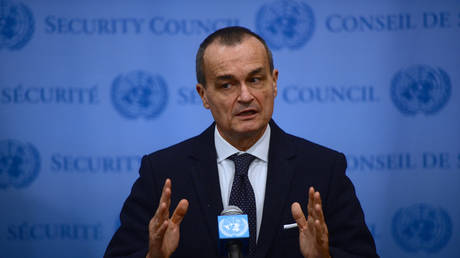 烏克蘭衝突標誌著「一個時代的終結」—— 前法國駐美國大使