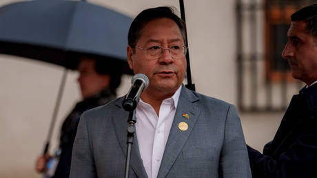 美國藉「毒品戰爭」掩飾控制拉丁美洲的企圖 – 玻利維亞總統稱