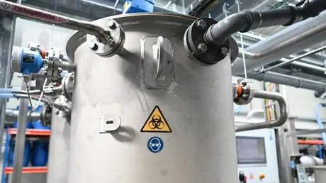 Dibalik Tirai ‘Biosecurity’: Mengungkap Target Sebenarnya dari Jaringan Lab Biologi AS