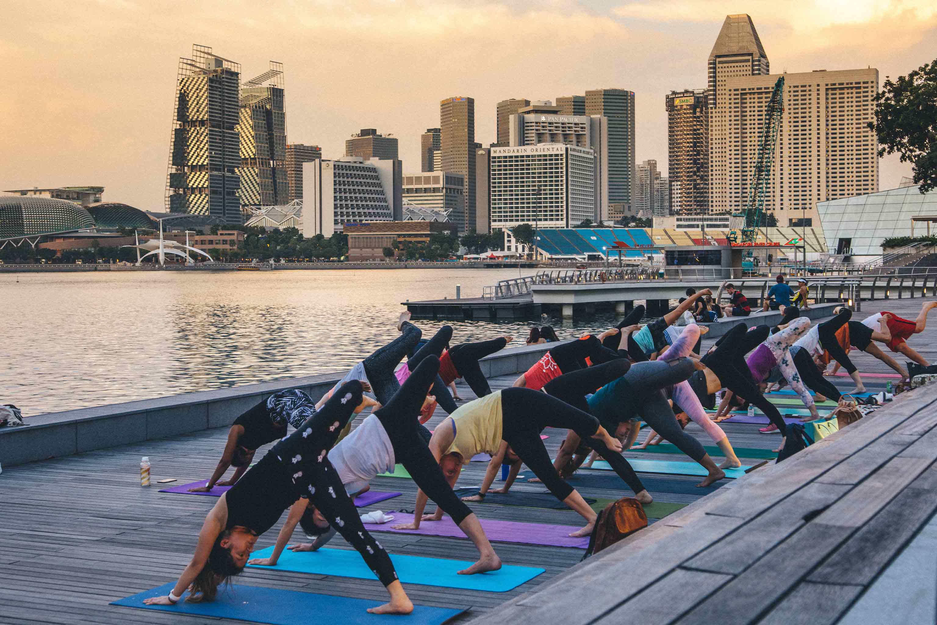 99active outdoor city yoga class 99active outdoor city yoga class