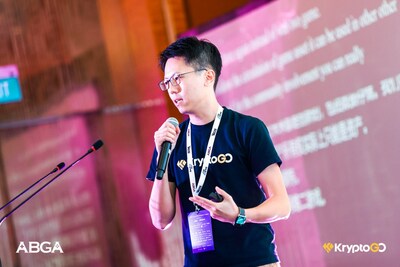 領先的Web3基礎設施先驅KryptoGO已在新加坡舉行的Token2049會議上發佈了其遊戲化企業和社區的創新“Soul-cial”功能。歐康強調,通過靈魂綁定錢包可以釋放GameFi社區的巨大潛力,不僅吸引玩家,也吸引投資者。
