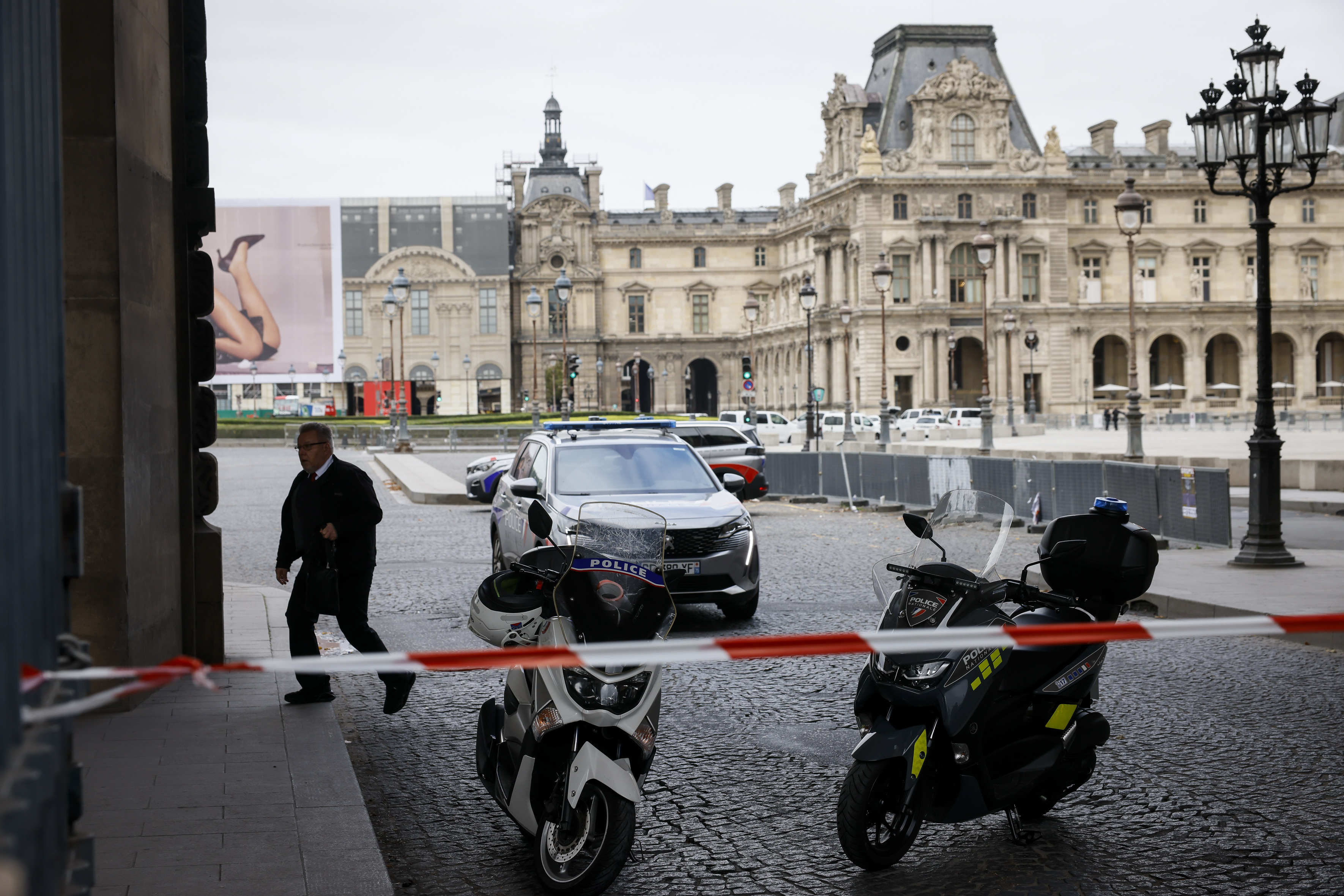 France-Louvre