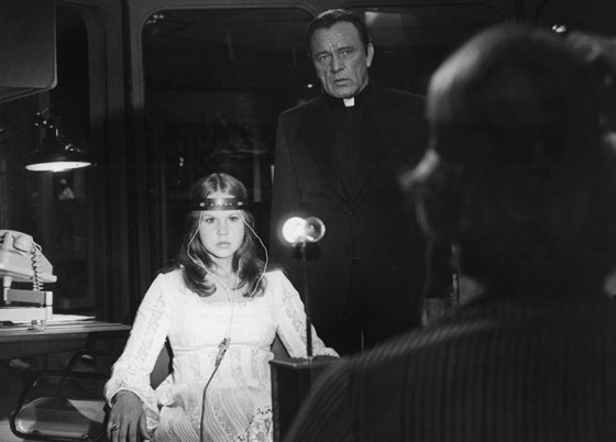 EXORCIST II: THE HERETIC, Linda Blair, Richard Burton, 1977.  (c) Warner Bros./ Courtesy: Everett Co