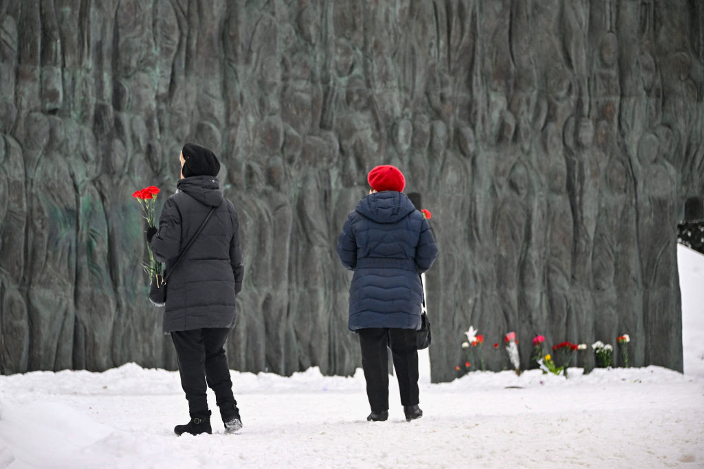 RUSSIA-POLITICS-NAVALNY-TRIBUTE