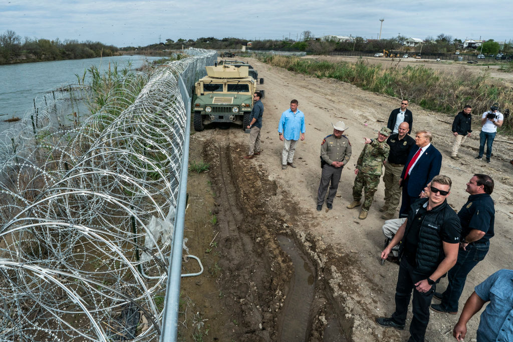 Trump Eagle Pass TX border