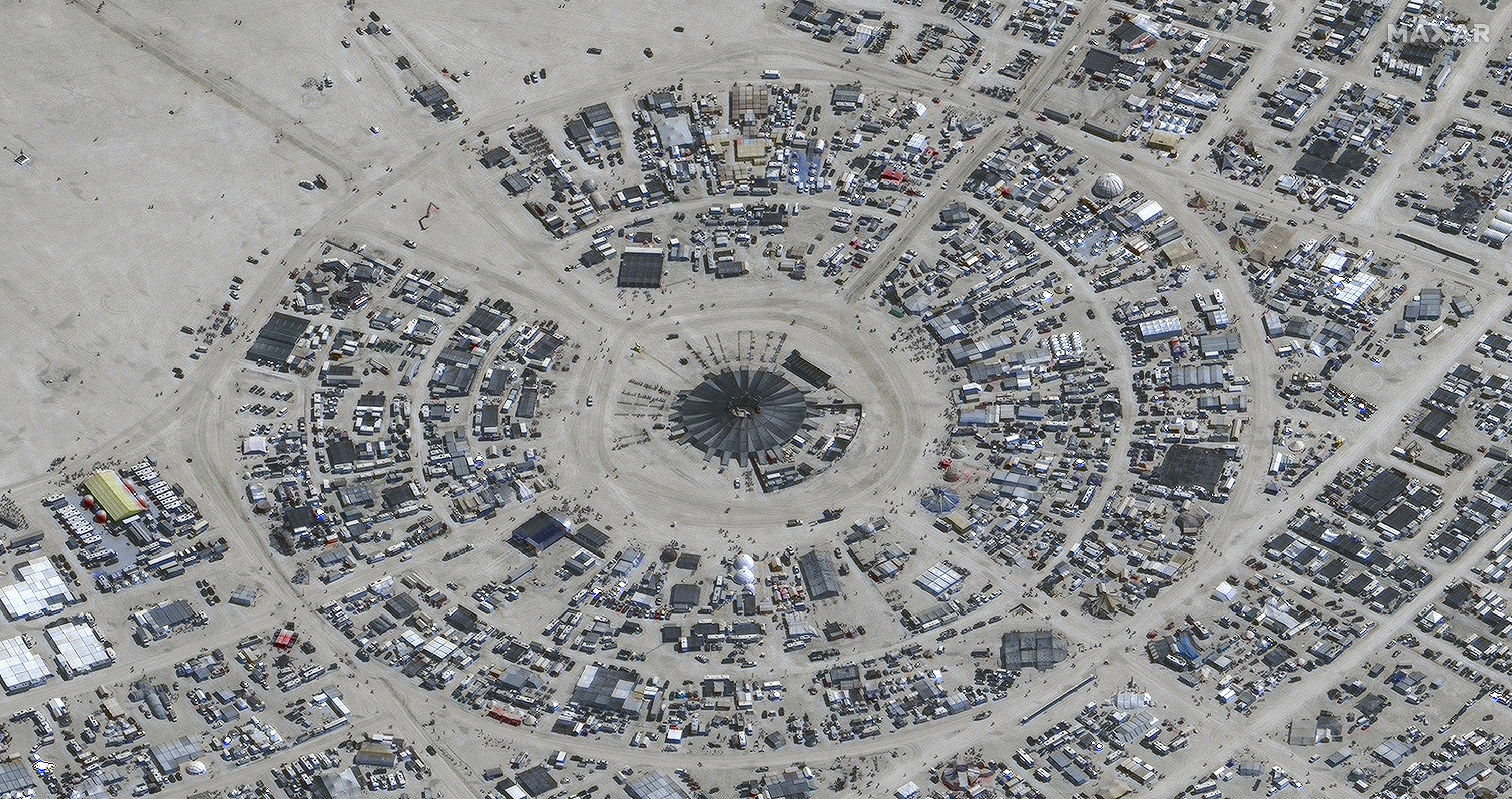 Warum Tausende von Menschen auf dem Burning Man Festival gefangen sind