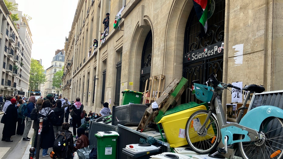 Studenten an der renommierten Universität von Paris besetzen Campusgebäude bei pro-palästinensischer Protest