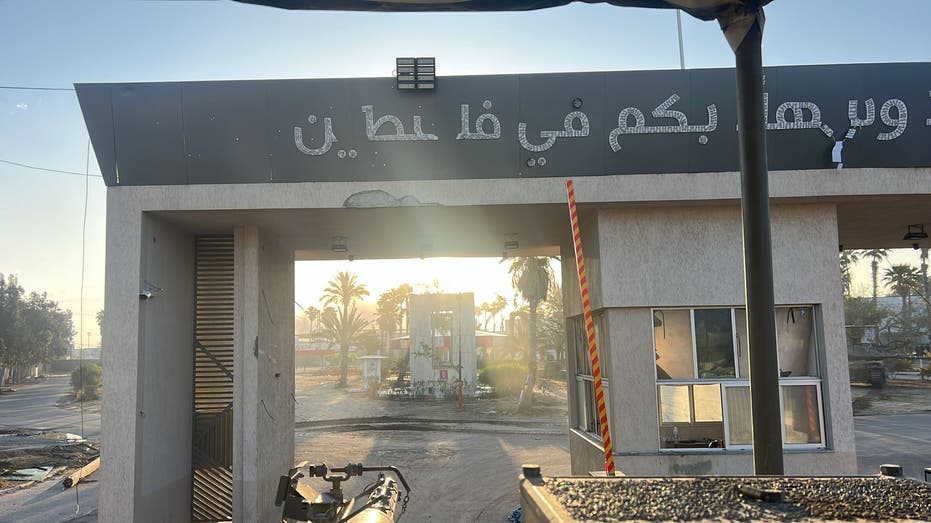 Israelische Truppen übernehmen die operative Kontrolle der Gazaseite des Rafah-Grenzübergangs, sagt die IDF