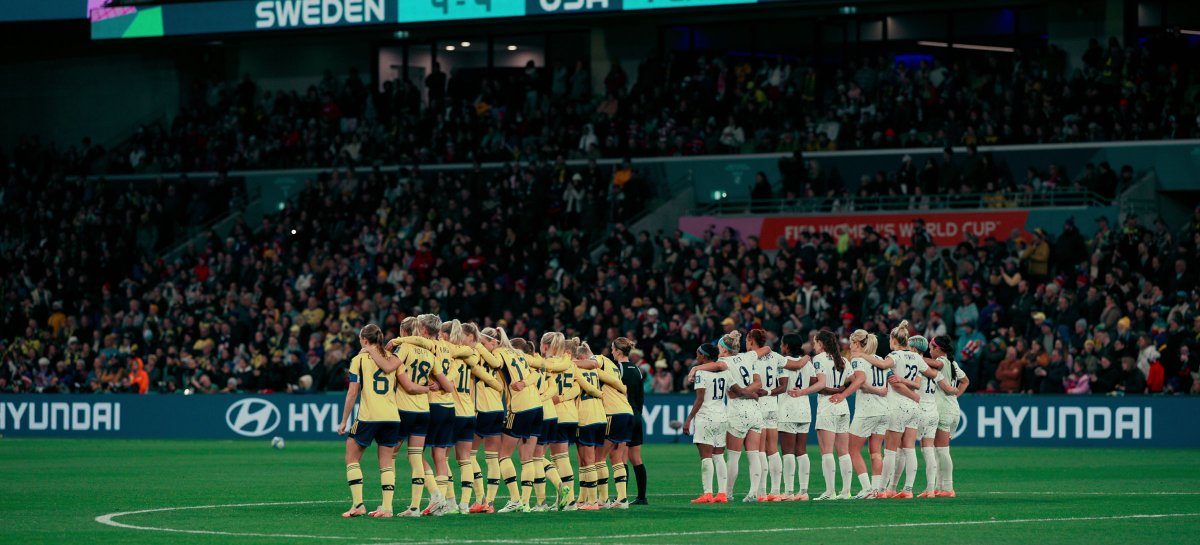 Members of the 2023 FIFA Women's World Cup U.S. Team in Netflix’s Under Pressure: The U.S. Women's World Cup Team. Cr. Courtesy of Netflix © 2023