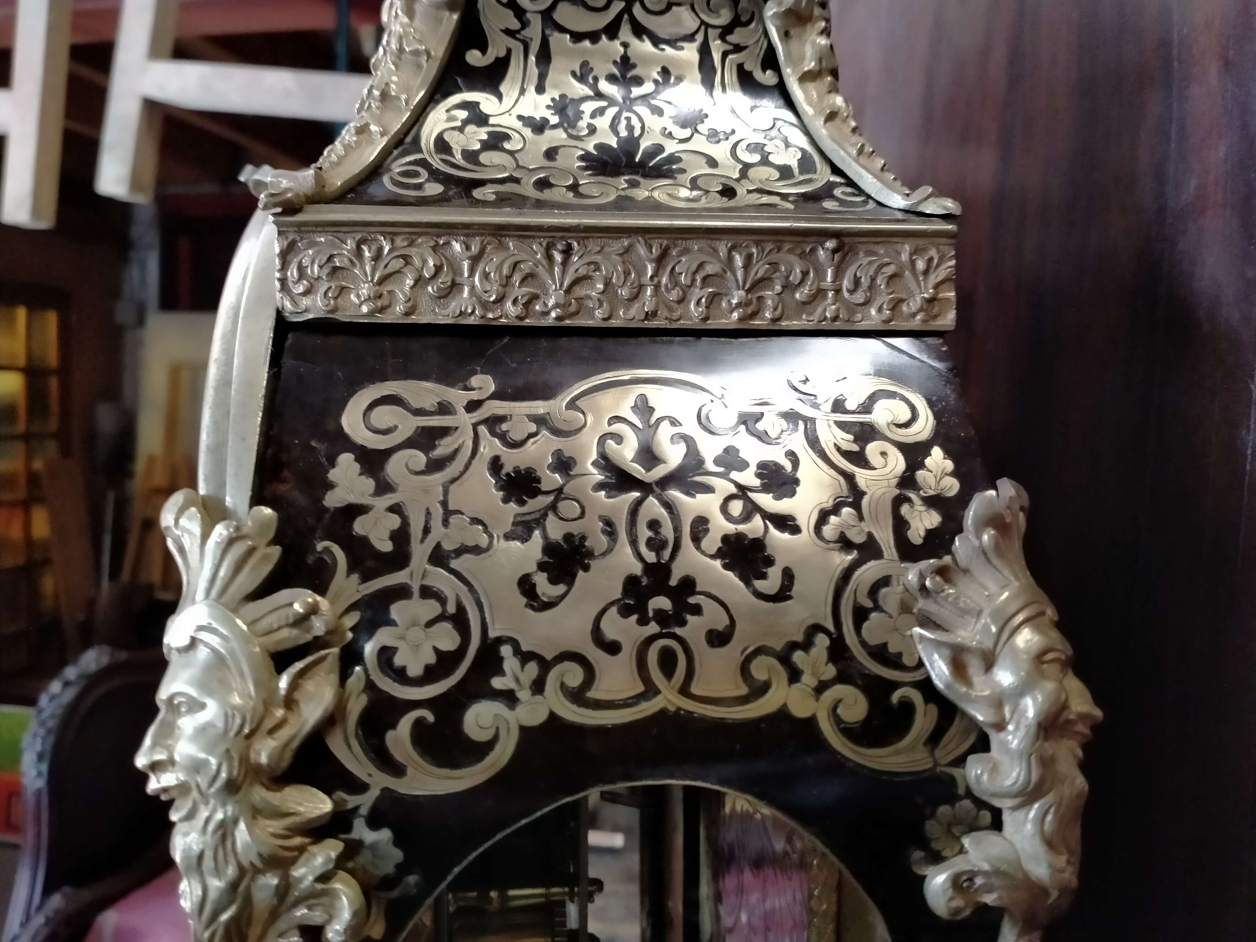 furniture.alt