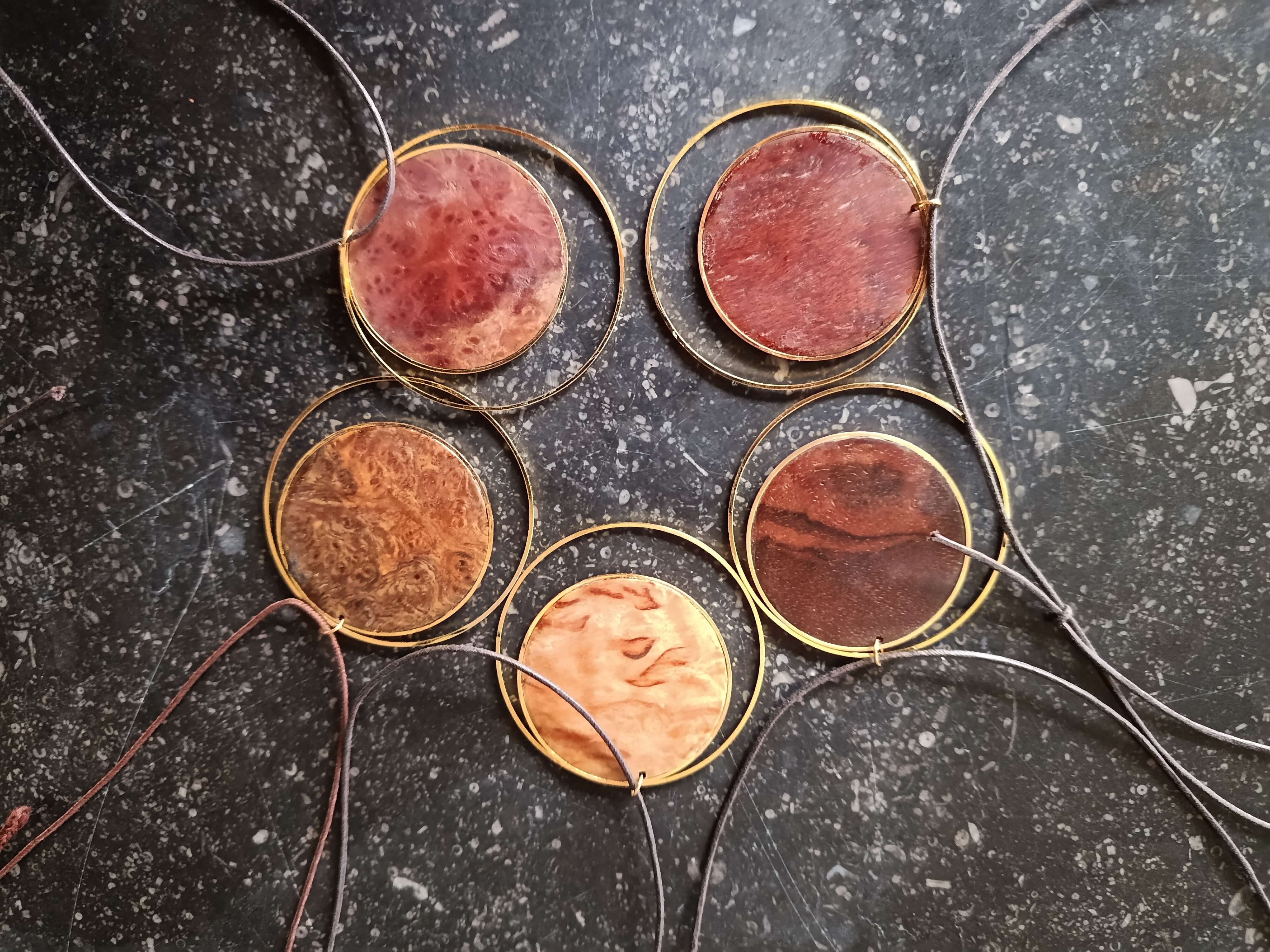 Pendentif bois
