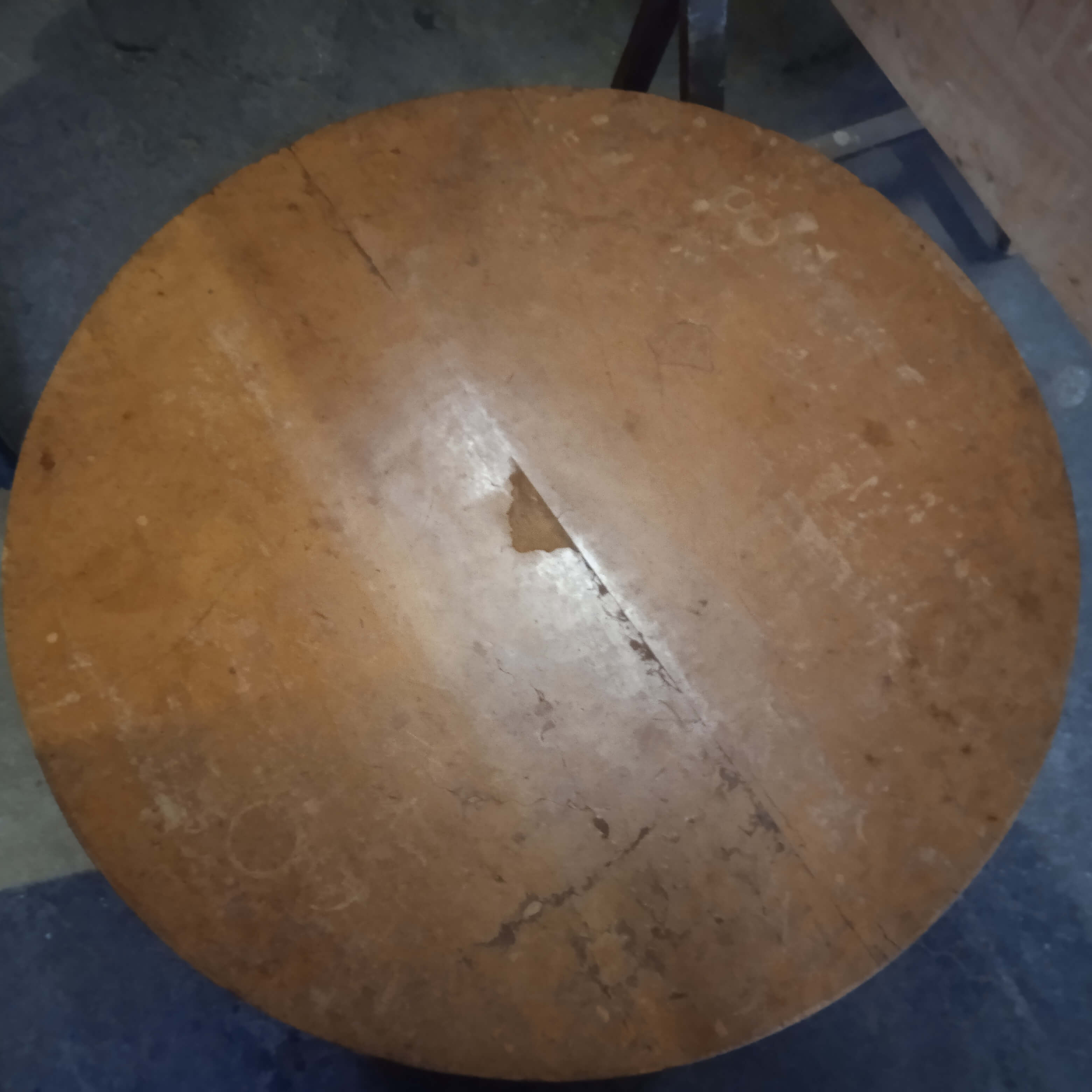 furniture.alt