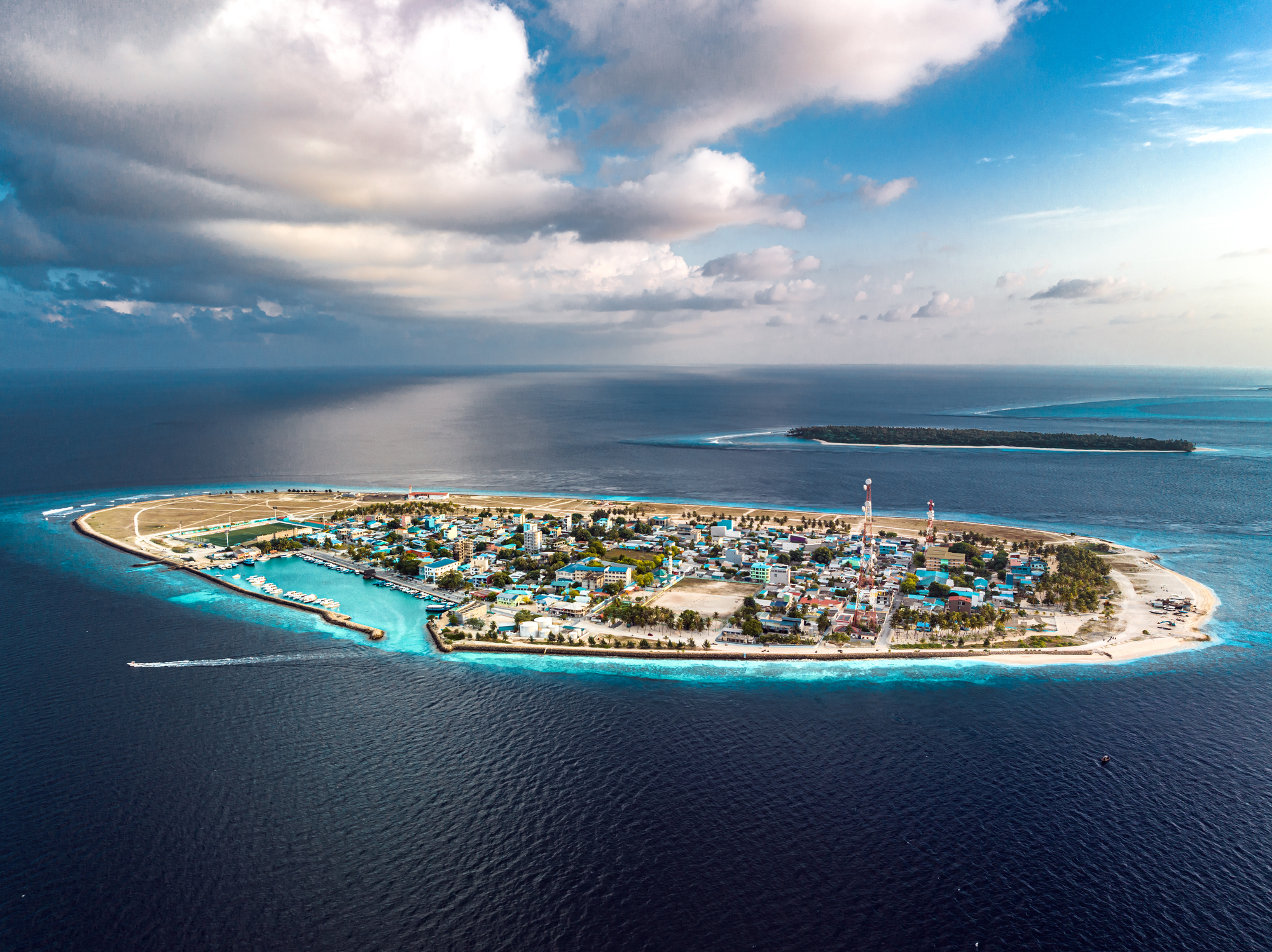 Aerial view of sea against sky,Eydhafushi,Maldives