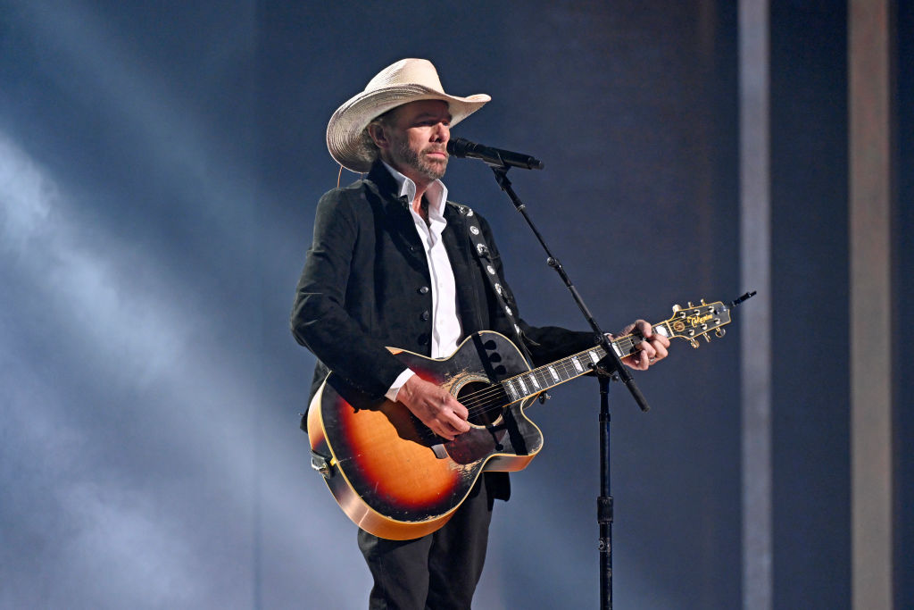 Toby Keith Performing