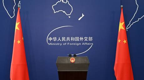 ຈີນປະຕິເສດການປຽບທຽບຂໍ້ຂັດແຍ່ງຢູເຄຣນກັບໄຕ້ຫວັນ