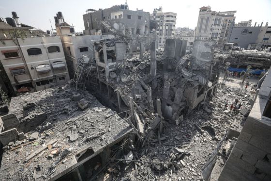 Serangan udara Israel berterusan pada hari keenam belas di Gaza