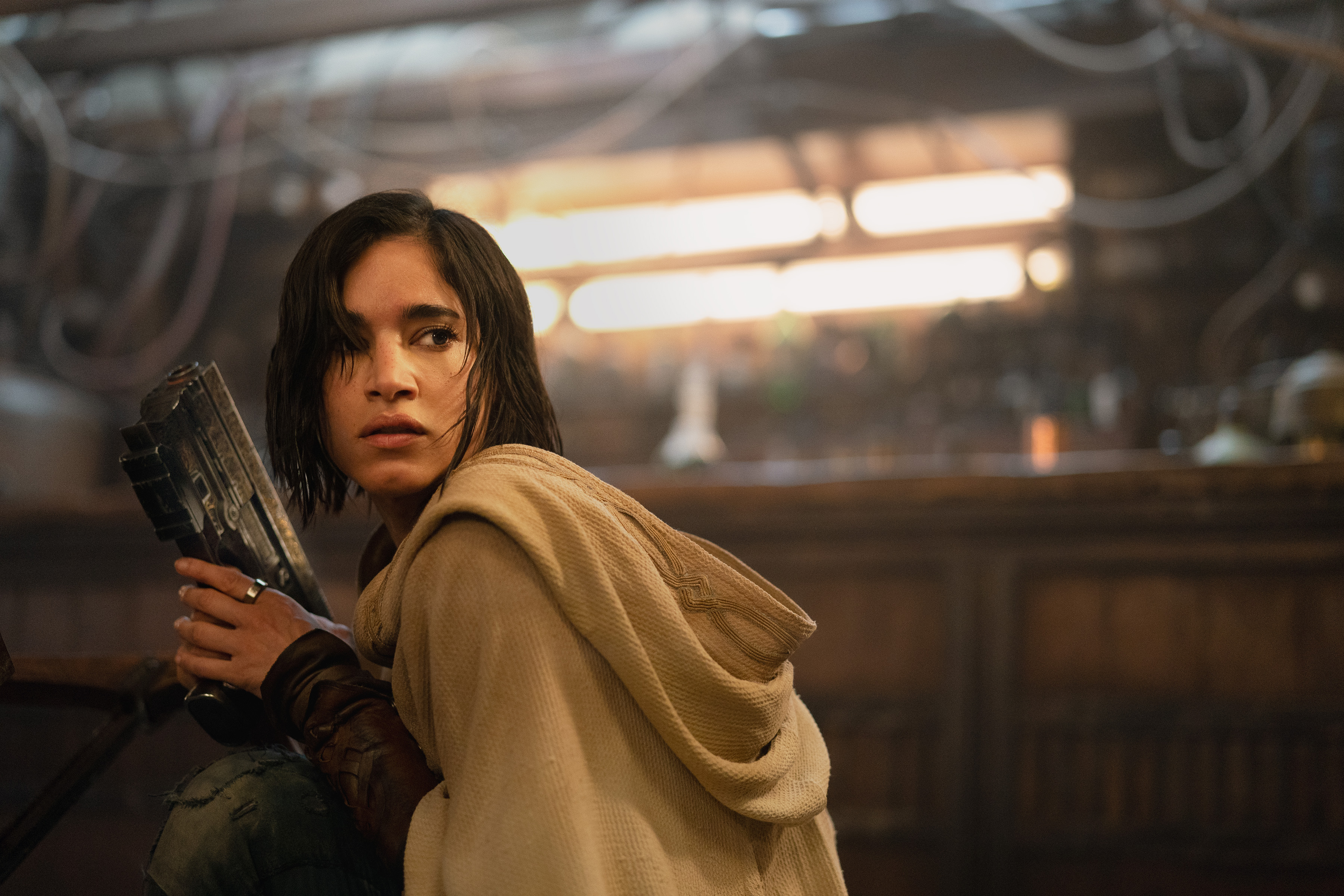 Sofia Boutella 飾演的Kora在《叛亂之月》