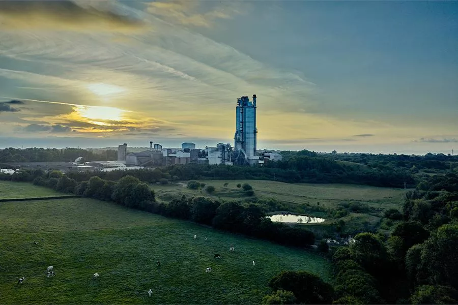 MHI and Worley to Deliver Full-Scale Carbon Capture Facility for Heidelberg Materials UK’s Padeswood Cement Works