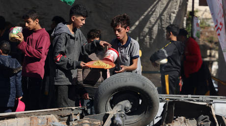 Ang gutom na nagpapatay sa mga bata sa Gaza ay may malinaw na sanhi na iilan lamang ang handang banggitin nang malakas