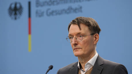 Dapat maghanda ang sistema ng pangangalagang pangkalusugan ng Alemanya para sa digmaan – ministro