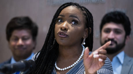 Congresswoman Floats Idea of Tax Exemption for Black Americans as Form of Reparations